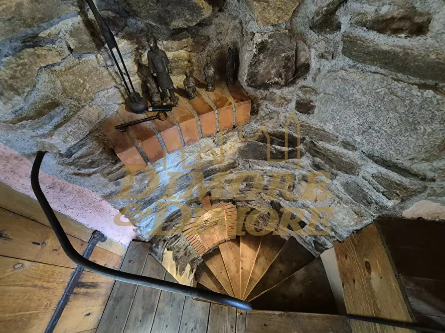 Immagine 30 di Casa indipendente in vendita  in Valleggia a Montescheno