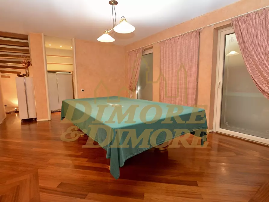 Immagine 33 di Villa in vendita  a Ranco