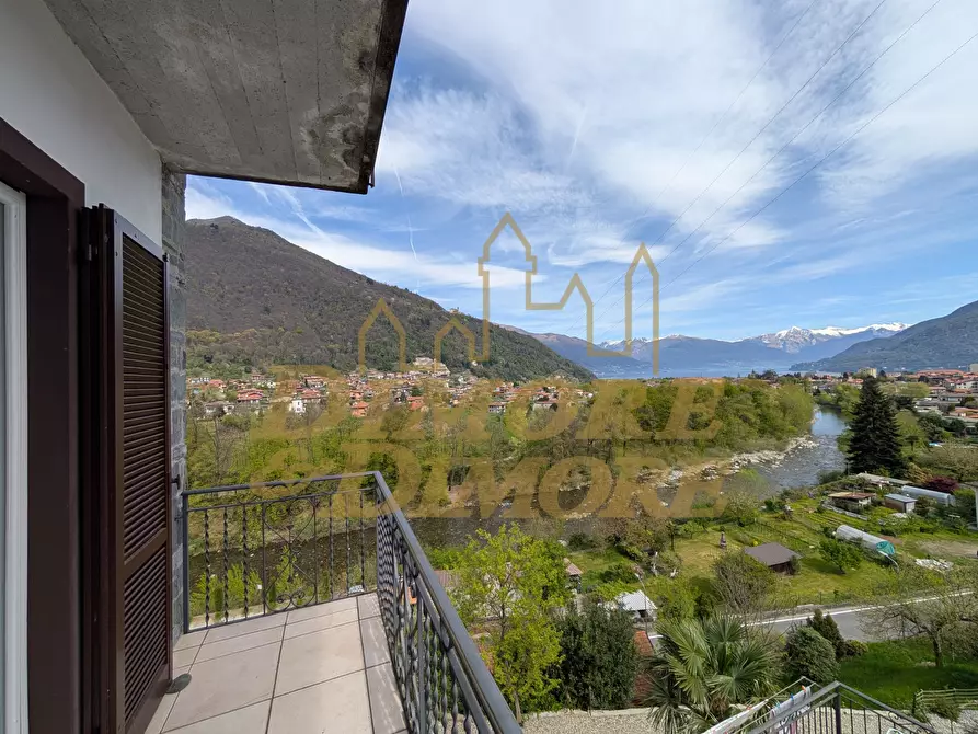 Immagine 18 di Quadrilocale in vendita  in Casali Cuserina 5 a Cannobio