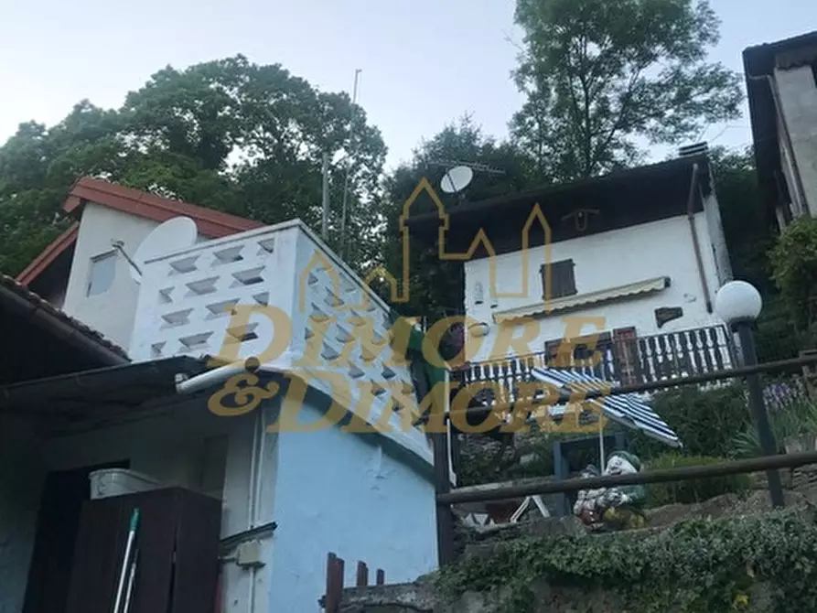 Immagine 22 di Villetta a schiera in vendita  a Aurano