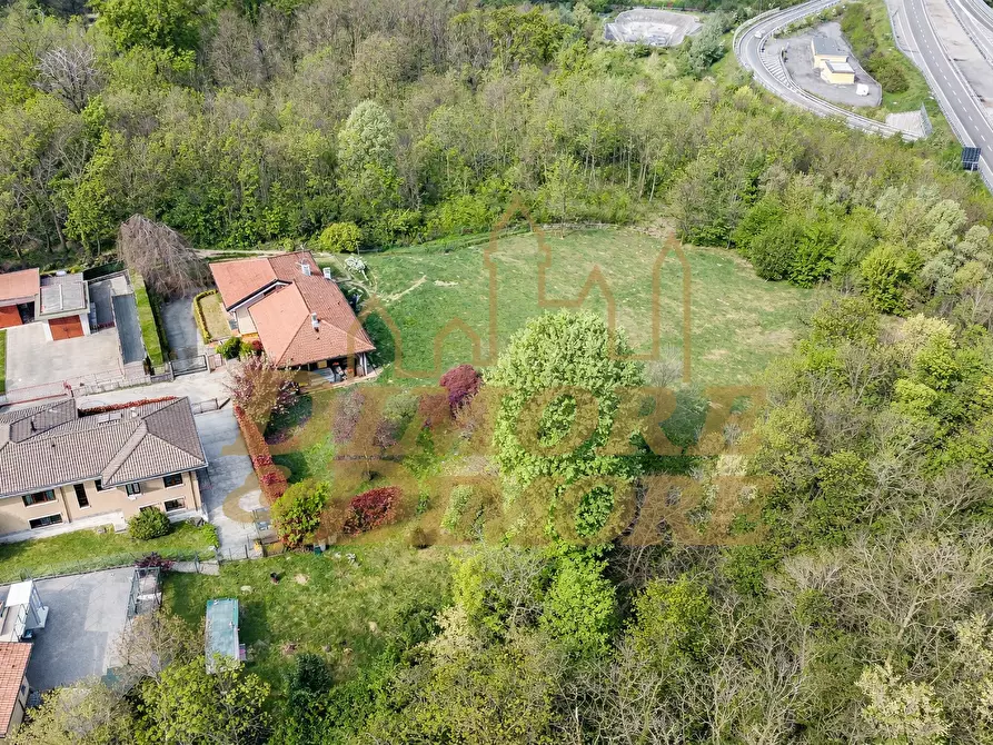 Immagine 43 di Villa in vendita  in Via Libertà 59 a Morazzone