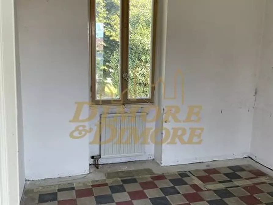 Immagine 29 di Casa bifamiliare in vendita  a Taino