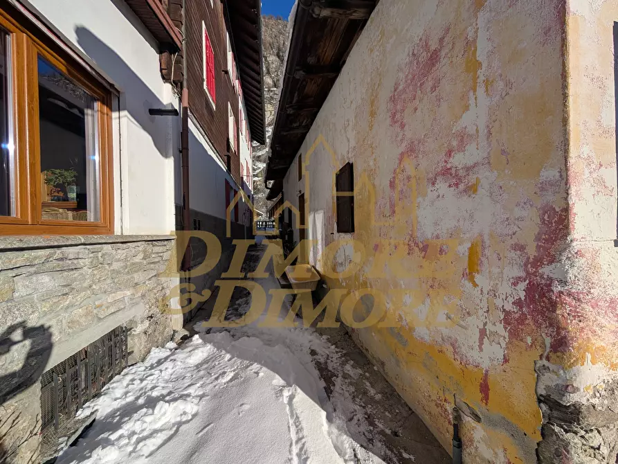 Immagine 6 di Casa indipendente in vendita  in Via Monte Rosa a Macugnaga