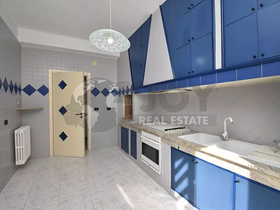 Immagine 19 di Appartamento in vendita  in Viale Aldo Moro 95 a Brindisi