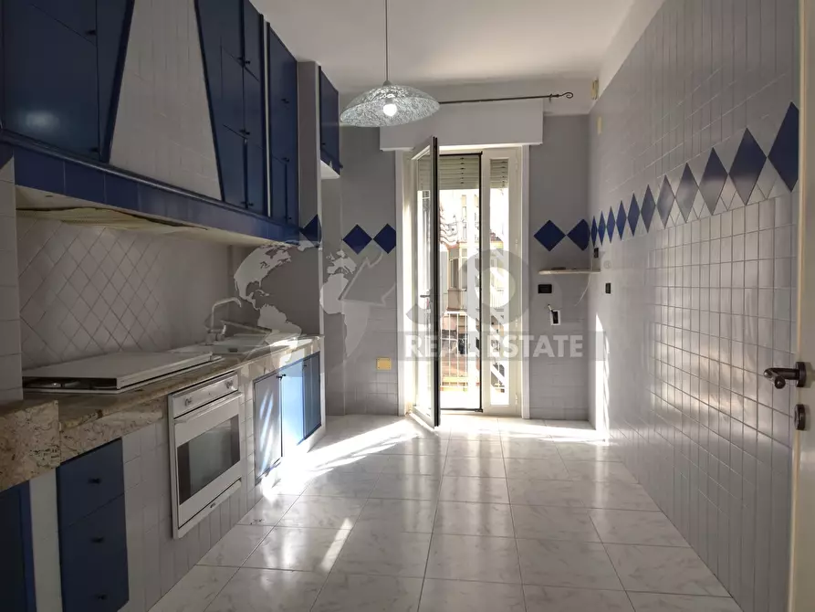 Immagine 20 di Appartamento in vendita  in Viale Aldo Moro 95 a Brindisi