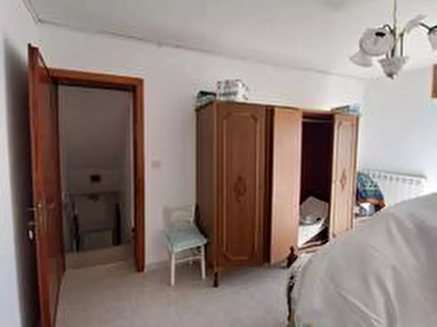 Immagine 16 di Porzione di casa in vendita  in VIA G.CESARE a Civitaluparella