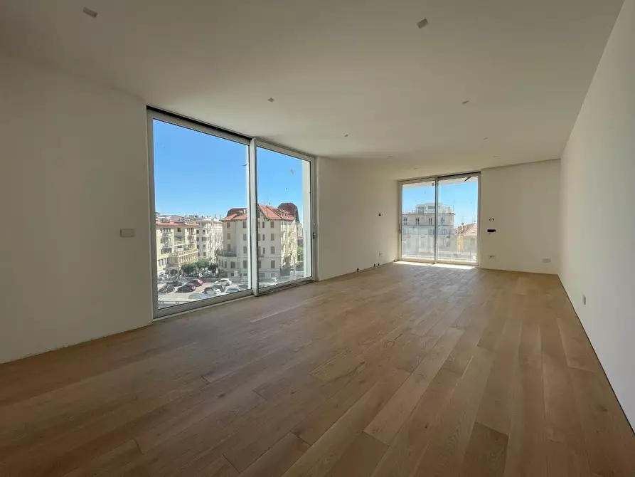 Immagine 17 di Trilocale in vendita  in vicino stazione a Alassio