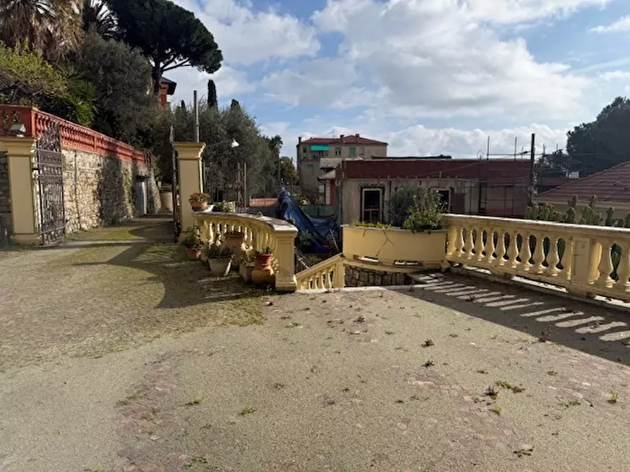 Immagine 11 di Porzione di casa in vendita  in parco fuor del vento a Alassio