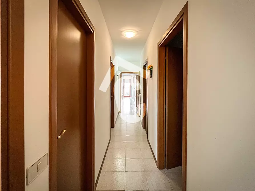 Immagine 10 di Quadrilocale in vendita  a Monsano