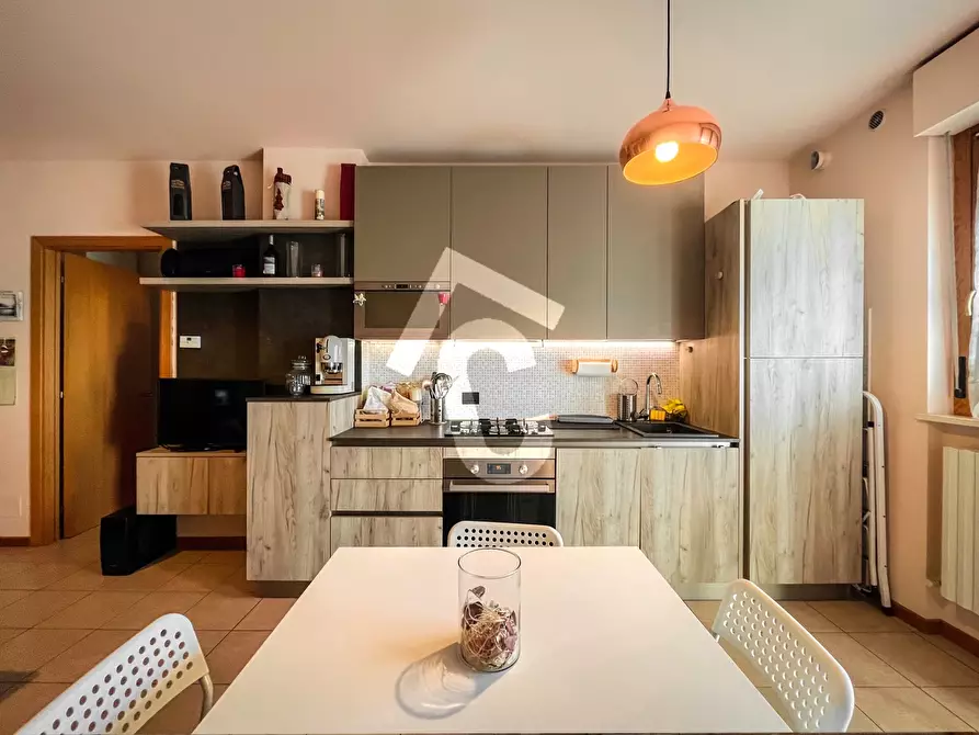 Immagine 5 di Bilocale in vendita  a Maiolati Spontini