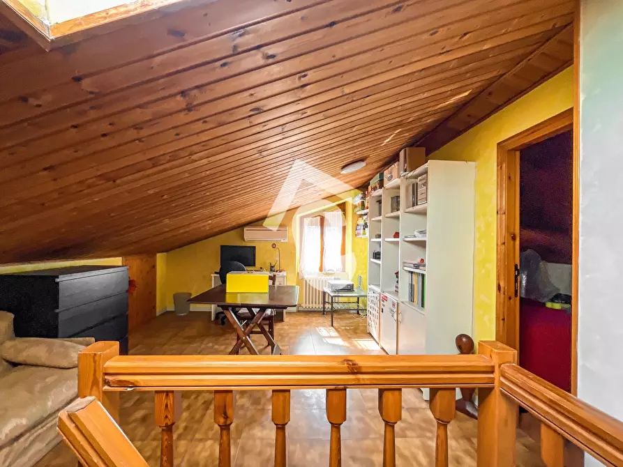 Immagine 23 di Quadrilocale in vendita  a Montecarotto