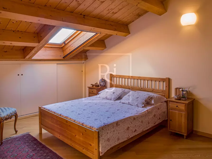 Immagine 19 di Villa in vendita  a Senigallia