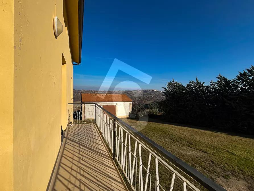 Immagine 31 di Rustico / casale in vendita  a Staffolo