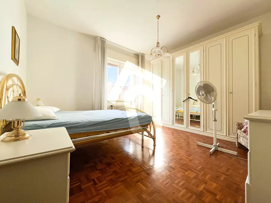 Immagine 12 di Appartamento in vendita  a Jesi