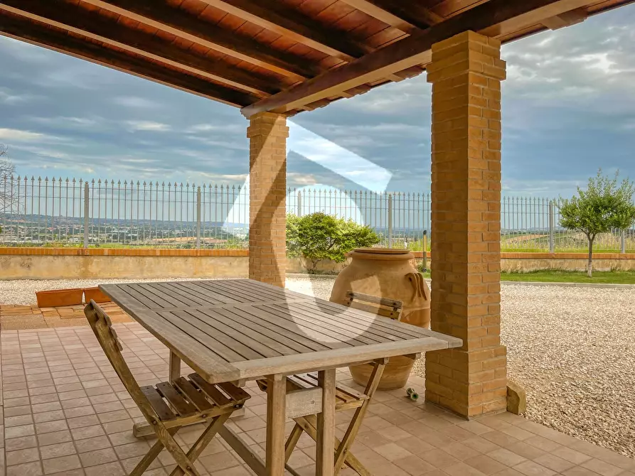 Immagine 9 di Casa indipendente in vendita  a Jesi