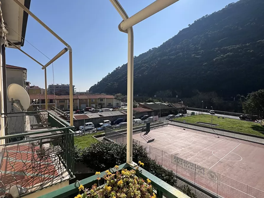 Immagine 2 di Bilocale in vendita  in Via Cesare Abba a Finale Ligure