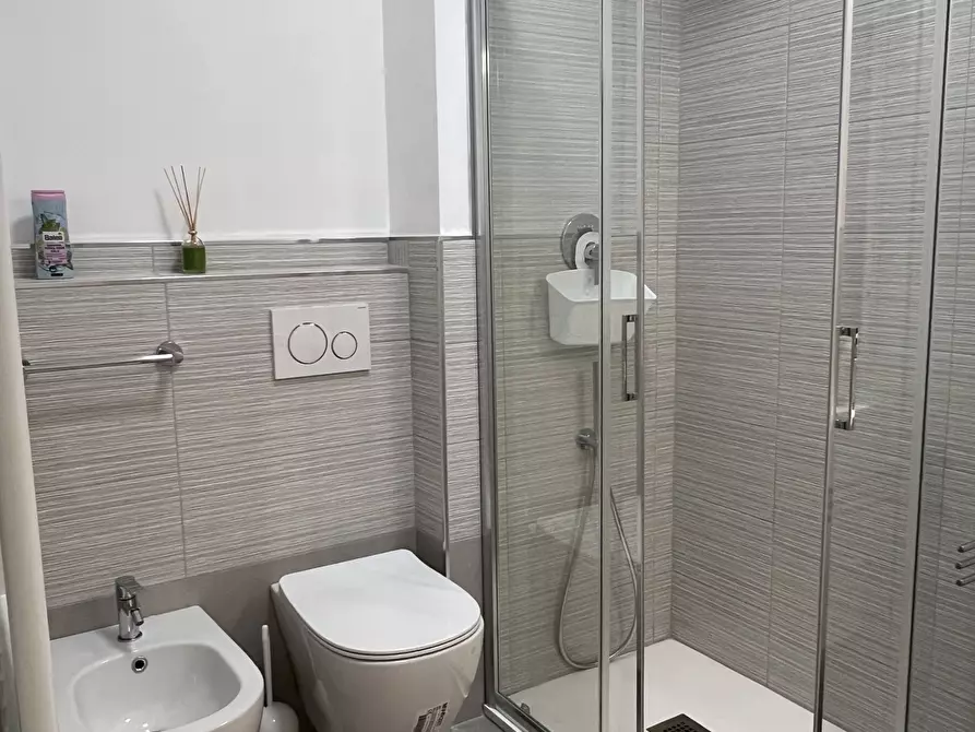 Immagine 7 di Bilocale in affitto  in Piazza Vittorio Emanuele II 5 a Finale Ligure