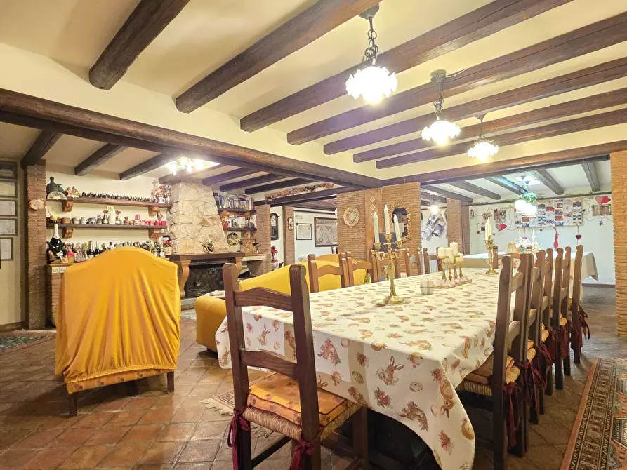 Immagine 33 di Villa in vendita  a Aci Castello