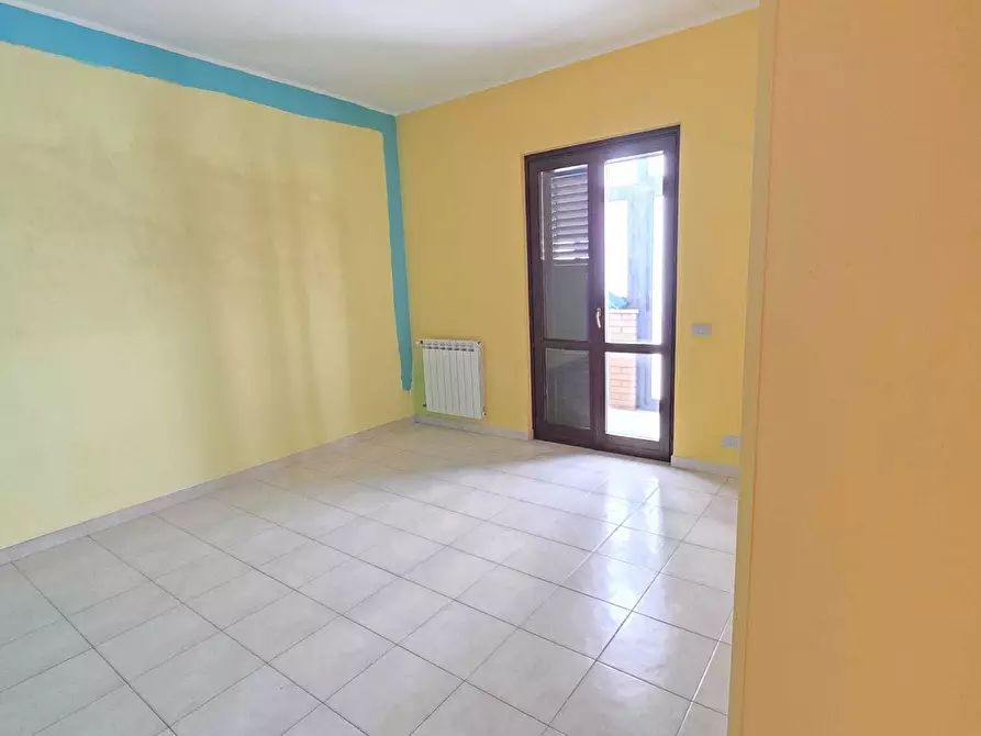 Immagine 15 di Appartamento in vendita  a Tremestieri Etneo