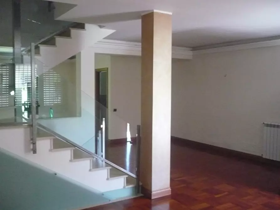 Immagine 18 di Villa in affitto  a Tremestieri Etneo