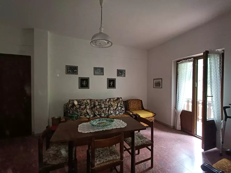 Immagine 39 di Appartamento in vendita  in Via Casoni a Rocchetta Di Vara