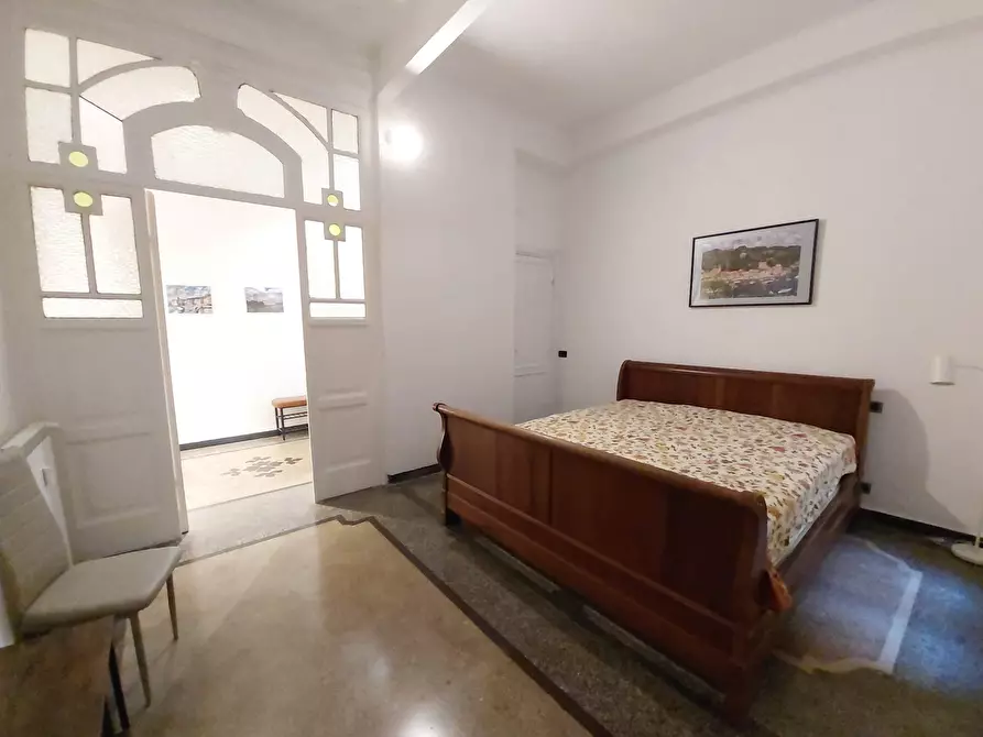 Immagine 13 di Trilocale in vendita  in Corso Magenta a Genova