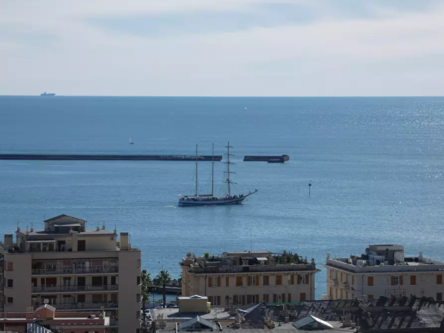 Immagine 4 di Trilocale in vendita  in Via Giovanni Opisso 183 a Genova