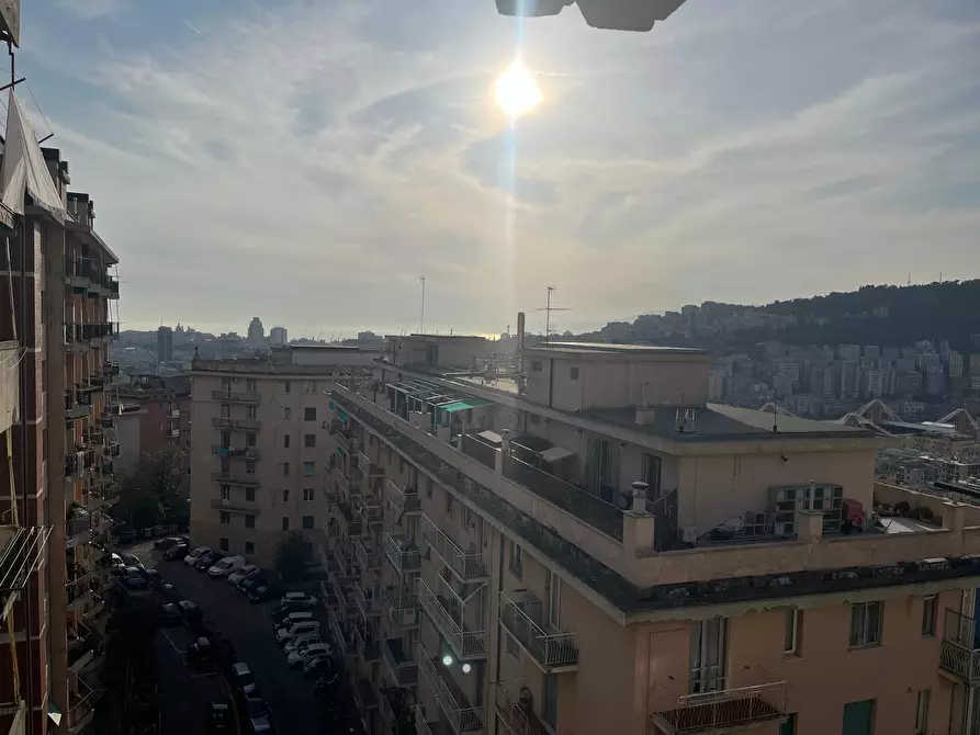 Immagine 2 di Trilocale in vendita  in Via Franco Antolini 8 a Genova