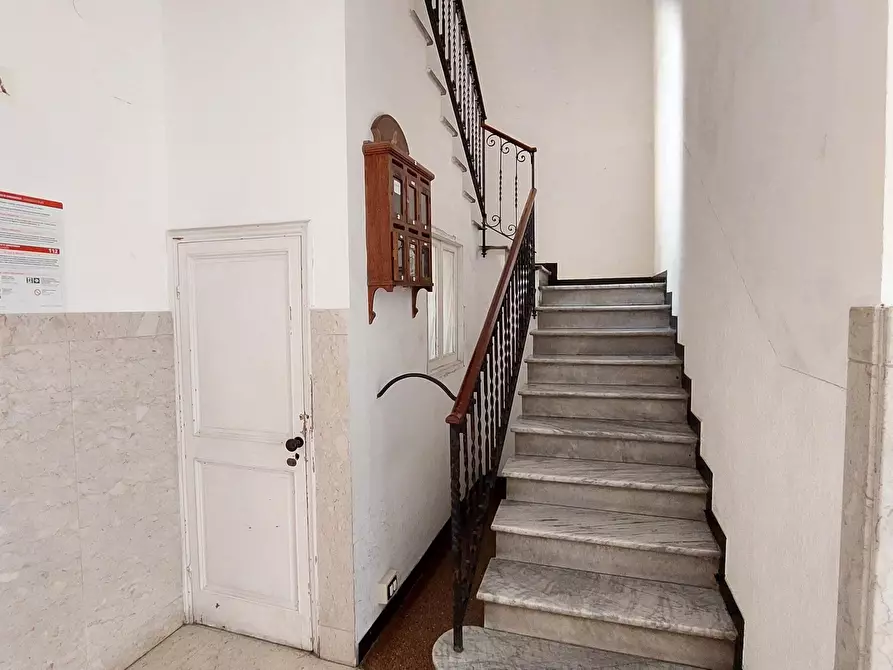 Immagine 40 di Trilocale in vendita  in Via Ameglia a Genova