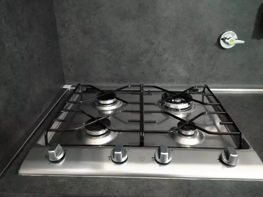 Immagine 21 di Bilocale in vendita  in Via delle Gavette a Genova