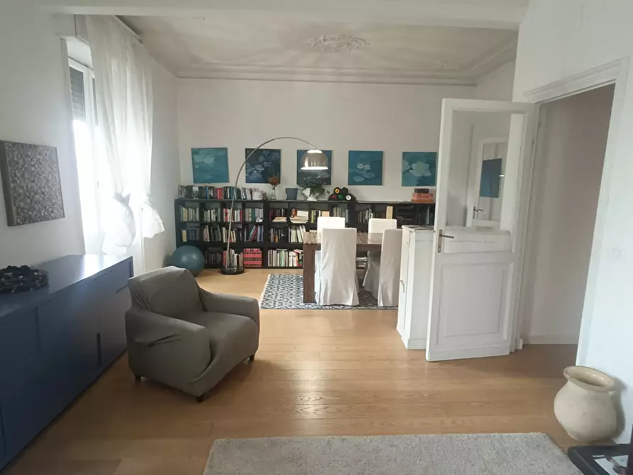 Immagine 1 di Appartamento in vendita  in Via Nizza 8 a Genova