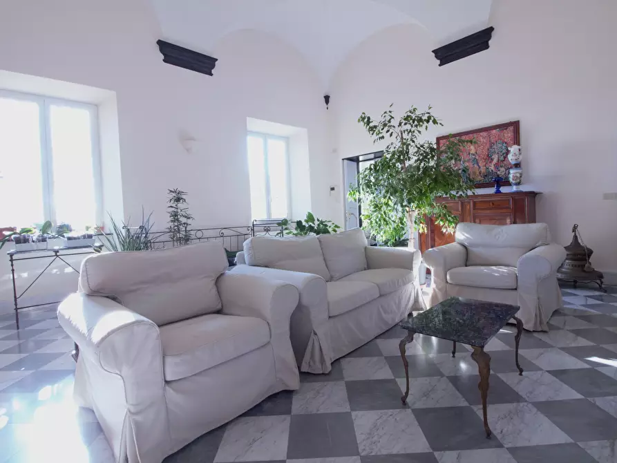 Immagine 3 di Casa indipendente in vendita  a Genova