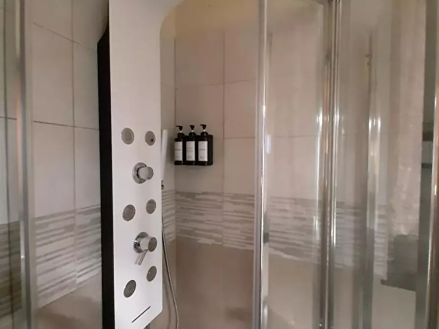 Immagine 13 di Trilocale in vendita  in Via Lanfranco Alberico 44 a Genova