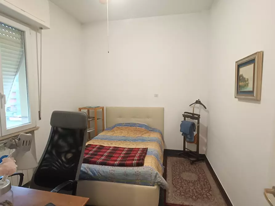 Immagine 25 di Bilocale in vendita  in Via Mantova 15 a Genova