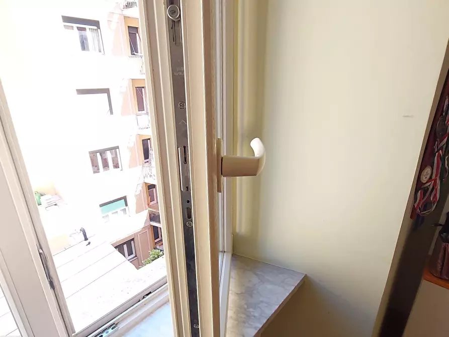 Immagine 21 di Quadrilocale in vendita  in Via Nino Bixio 4 a Genova