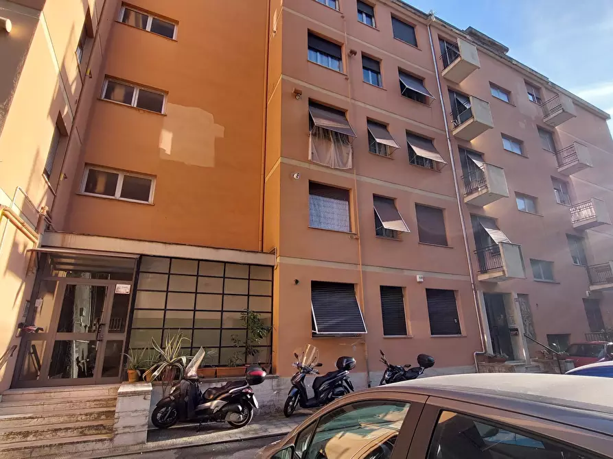 Immagine 33 di Trilocale in vendita  in Via Aurelio Robino a Genova