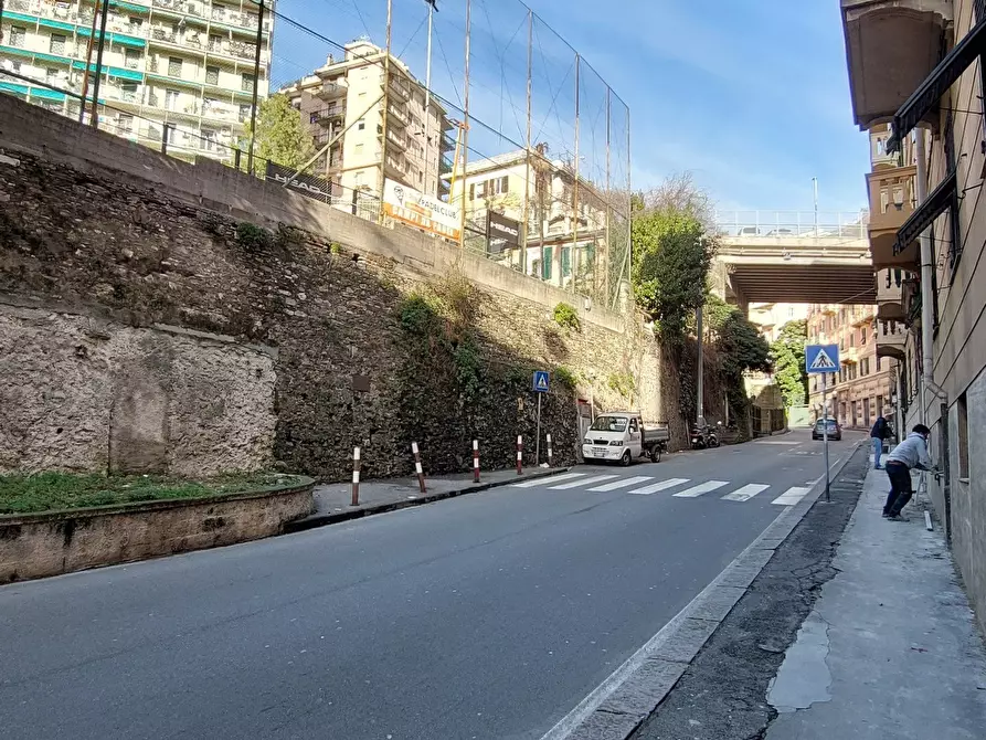 Immagine 39 di Trilocale in vendita  in Corso Luigi Andrea Martinetti a Genova