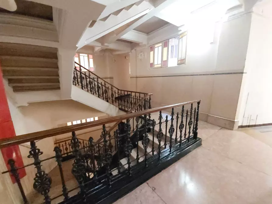 Immagine 20 di Trilocale in vendita  in Corso Magenta a Genova