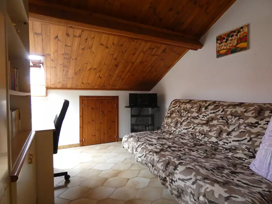 Immagine 19 di Appartamento in vendita  in Via Isonzo 16 a Loano