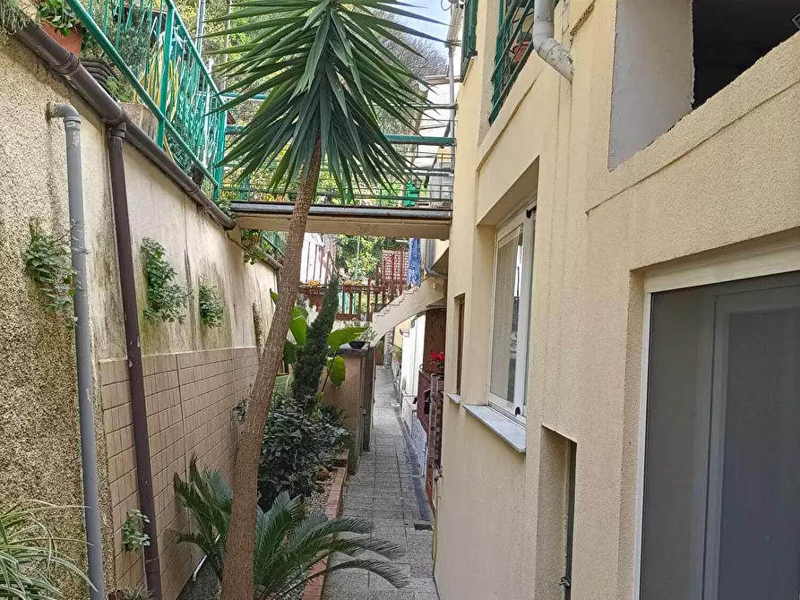 Immagine 19 di Monolocale in vendita  in Via Chiaravagna a Genova