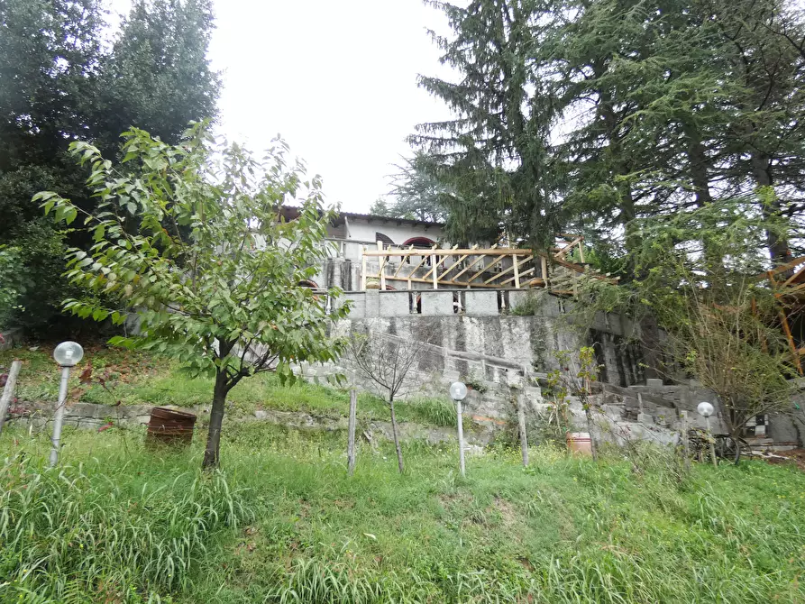 Immagine 2 di Casa indipendente in vendita  in Villaggio Losio 390 a Ponzone