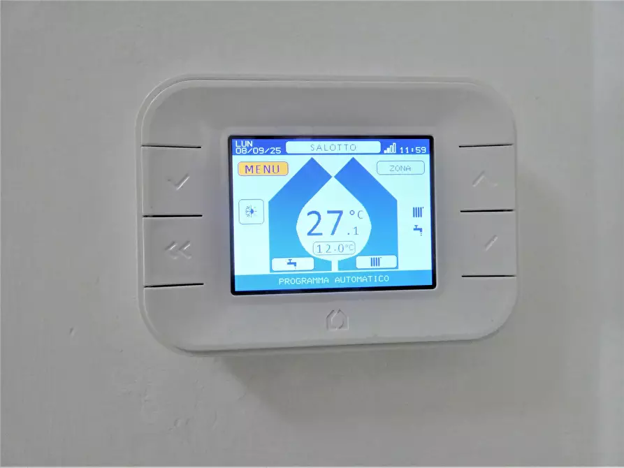 Immagine 22 di Appartamento in vendita  in Via Isonzo 16 a Loano