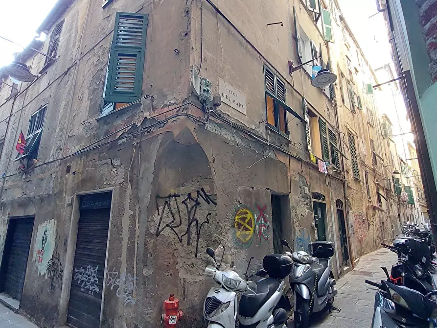 Immagine 14 di Bilocale in vendita  in Vico del Papa 2 a Genova