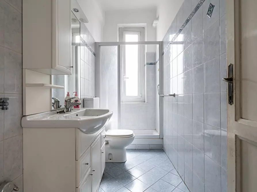 Immagine 11 di Trilocale in vendita  in Corso Alessandro de Stefanis 21 a Genova