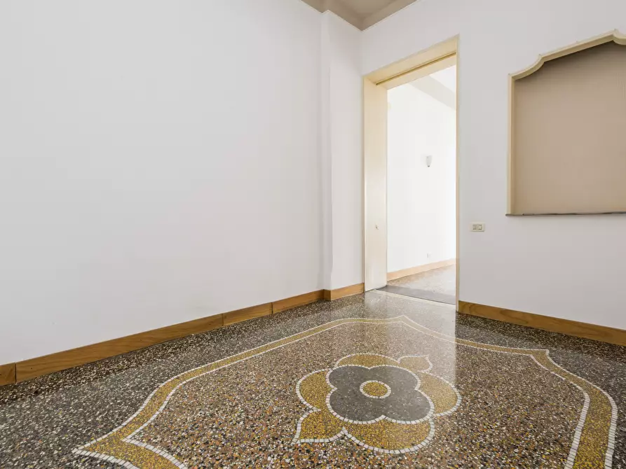 Immagine 3 di Appartamento in vendita  in Via Tortosa a Genova