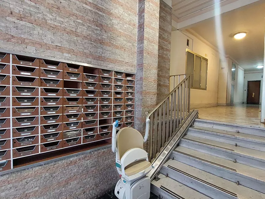 Immagine 29 di Trilocale in vendita  in Via Leonardo Montaldo 24 a Genova