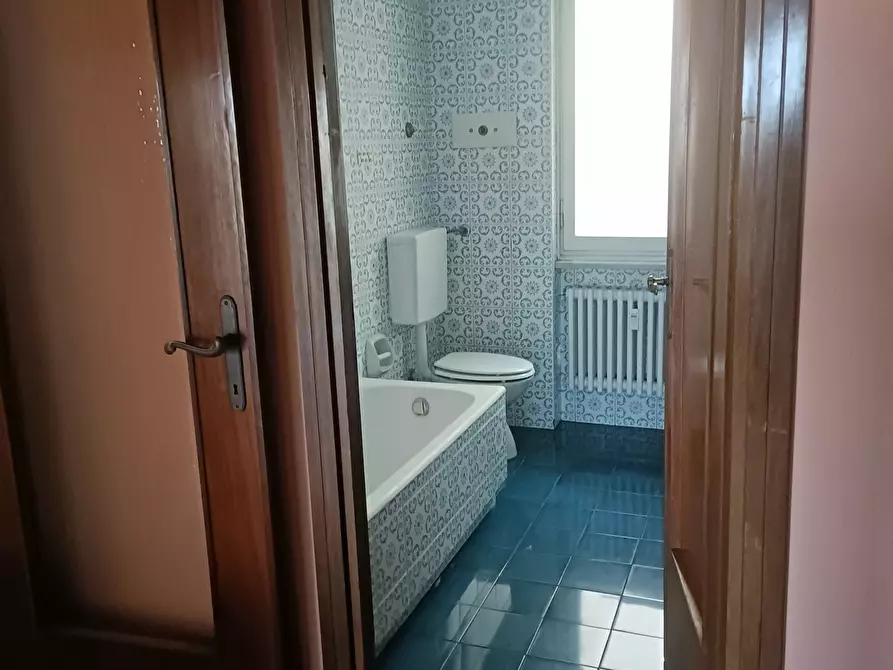 Immagine 20 di Trilocale in vendita  in Corso Europa 1334 a Genova