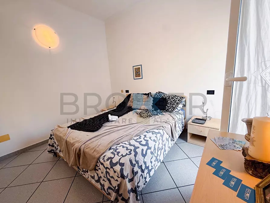 Immagine 3 di Bilocale in vendita  in Via Leonardo da Vinci 254 a Alassio