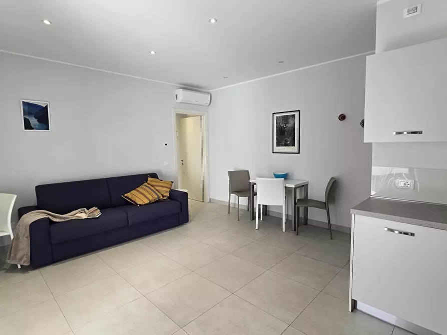 Immagine 2 di Bilocale in affitto  in Via Amerigo Vespucci 9 a Alassio