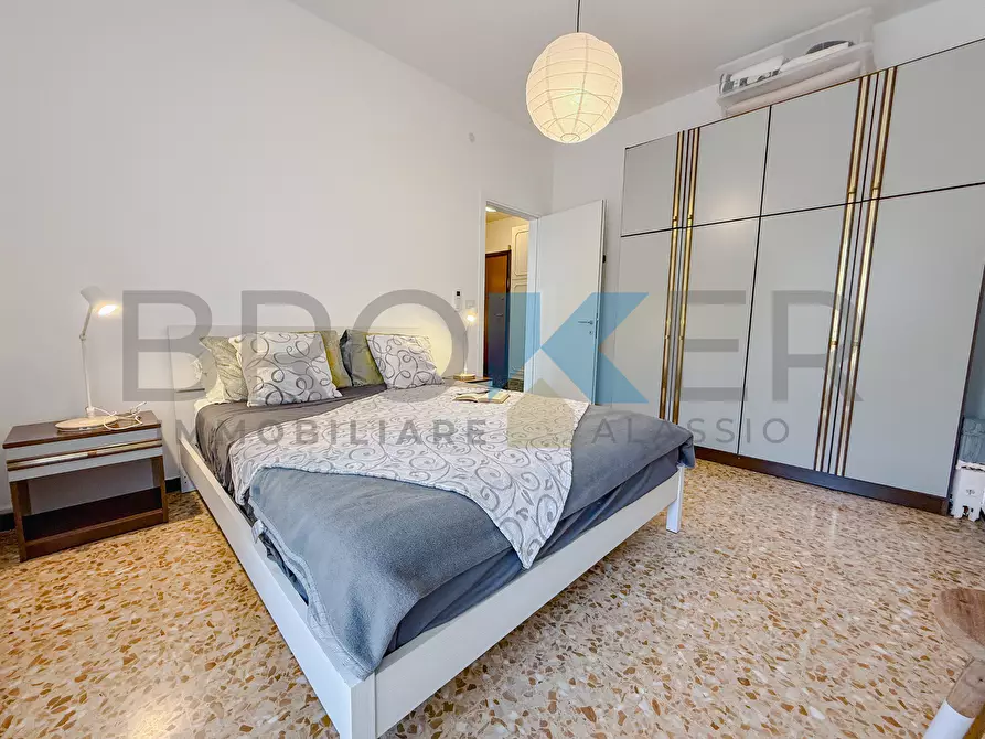 Immagine 22 di Trilocale in vendita  in Via Neghelli 56 a Alassio